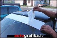 Pagrieziet uzlīmes Instrukcija vidēja izmēra uzlīmēm