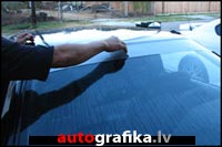 Izsmīdzīniet šķidrumu Instrukcija svītrām